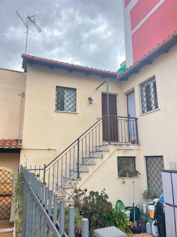 Residenza Niutta- Roma Appartement Buitenkant foto