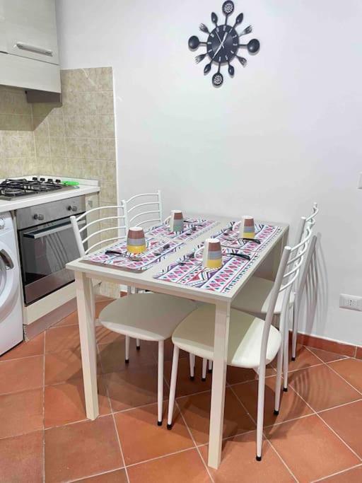 Residenza Niutta- Roma Appartement Buitenkant foto